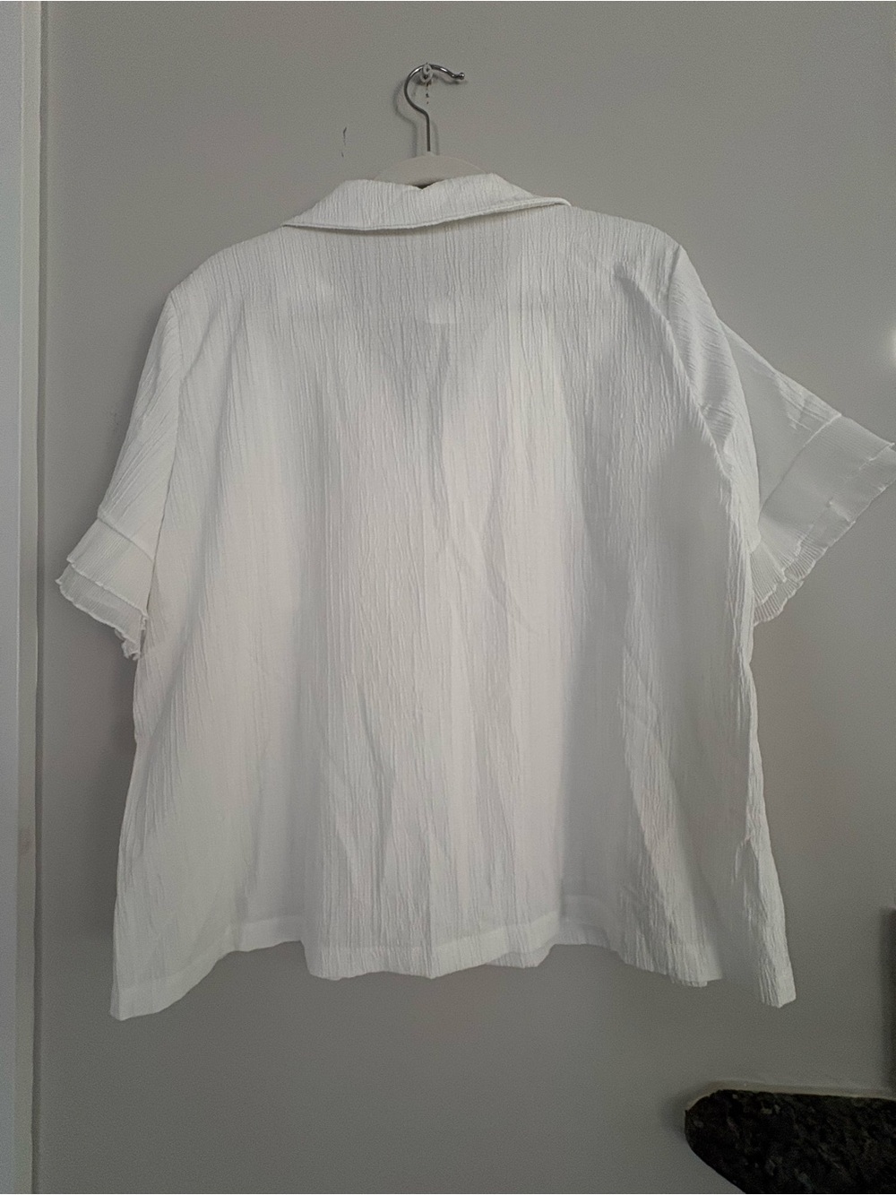 Women's Relaxed White Crinkle PJs - Short Sleeve with matching pants - Picture 4 of 5